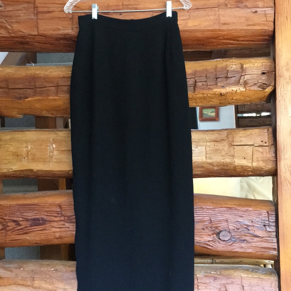 Classic Black Women’s Zelda full length skirt